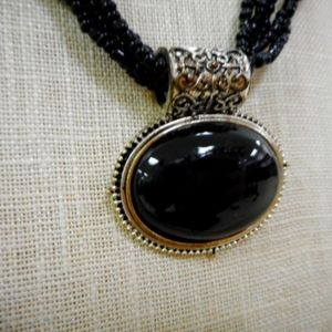 Stunning Black Beaded Statement Necklace
﻿